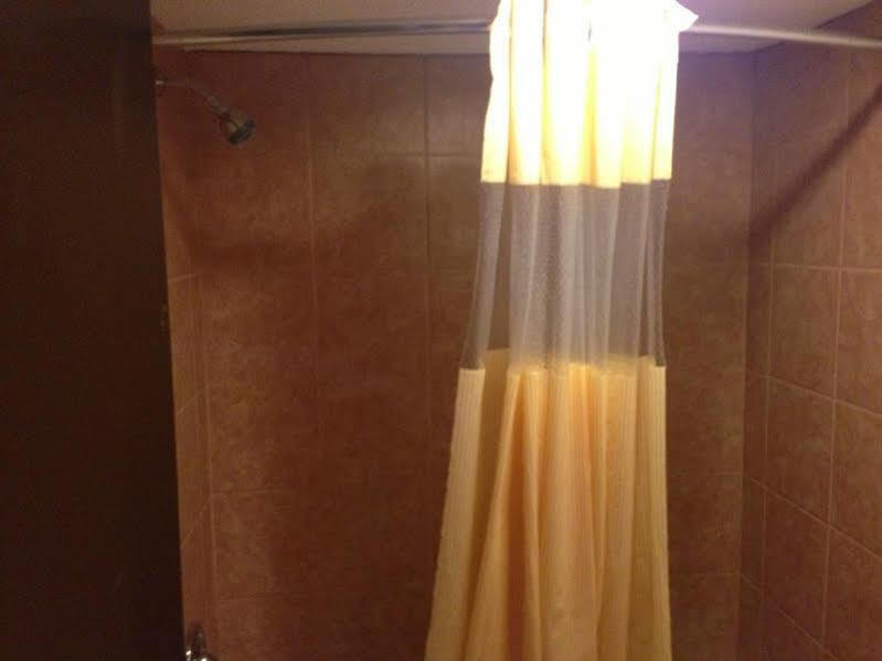 Days Inn By Wyndham Liberty/Ne Kansas City Εξωτερικό φωτογραφία